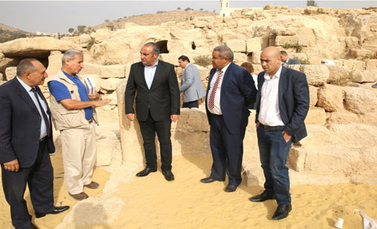 شواربة يطلق العمل في المرحلة الرابعة من مشروع تطوير إقليم عراق الأمير شواربة يطلق العمل في المرحلة الرابعة من مشروع تطوير إقليم عراق الأمير