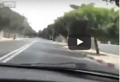 شاهد. لحظة سقوط أحد حراس ملك المغرب من أعلى حصانه