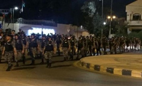 الدوار الرابع في اليوم الثامن .. بلا محتجين الدوار الرابع في اليوم الثامن .. بلا محتجين