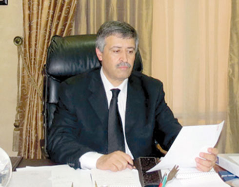 وزير العمل يزور مديريتي العمل والتشغيل في محافظة الزرقاء