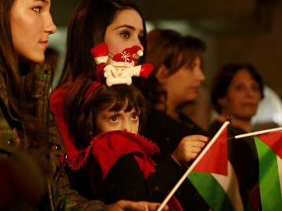 عائلات مسيحية تغادر غزة لـ”بيت لحم” للاحتفال بأعياد الميلاد عائلات مسيحية تغادر غزة لـ”بيت لحم” للاحتفال بأعياد الميلاد