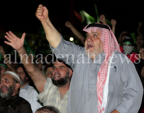 بالصور : الاف في مهرجان تضامني مع غزة ودعما للمقاومة في عمان