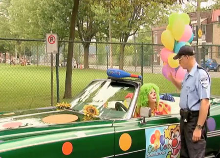 المهرج وسيارته