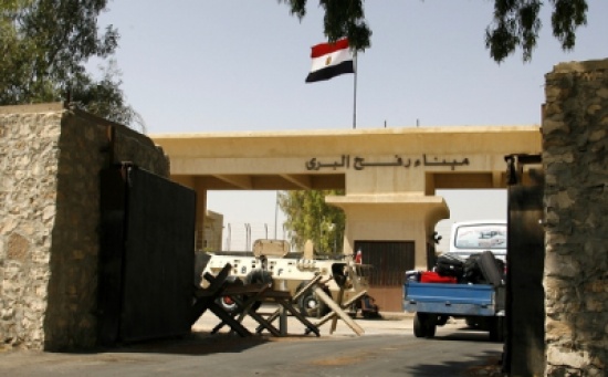 مصر تفتح معبر رفح استثنائيا في كلا الاتجاهين