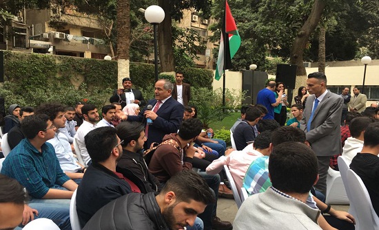 العايد يلتقي الطلبة الاردنيين في الجامعات المصرية العايد يلتقي الطلبة الاردنيين في الجامعات المصرية