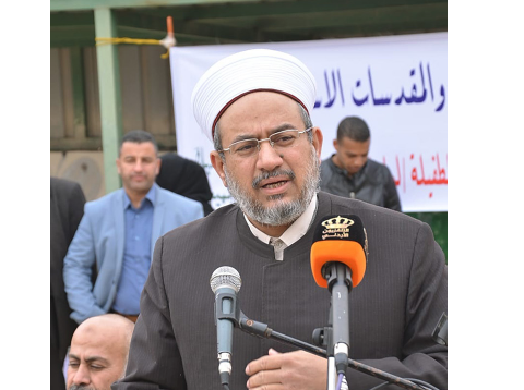 وزير الأوقاف يفتتح ملتقى الوعظ والارشاد واليوم الخيري في جرف الدراويش