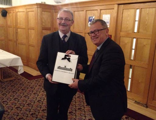 جامعة كوينز البريطانية تكرم رئيس جامعة البترا أ.د مروان المولا