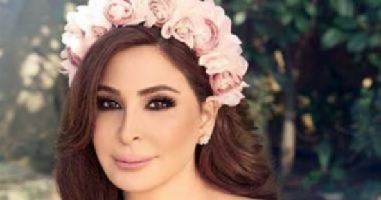بالفيديو.. تسريب أغنية إليسا "سهرنا يا ليل" قبل 4 أيام بالفيديو.. تسريب أغنية إليسا "سهرنا يا ليل" قبل 4 أيام