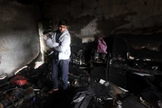 وفاة ثامن فلسطيني في حرائق شموع بغزة خلال يومين وفاة ثامن فلسطيني في حرائق شموع بغزة خلال يومين