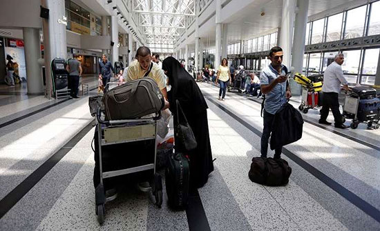 فيديو : لبنان.. التحقيق في خلاف بين جهازين أمنيين عطّل عمل مطار بيروت الدولي