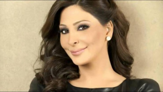 صورة|هجوم على إليسا بسبب “قبلة”! صورة|هجوم على إليسا بسبب “قبلة”!