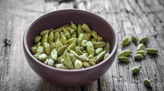 فوائد صحية رائعة للهيل ملك التوابل