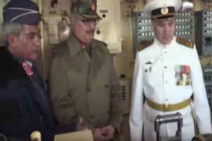 حفتر يزور حاملة الطائرات الروسية كوزنيتسوف في البحر المتوسط