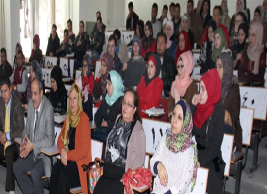 ورشة عمل (حزمة التعليم الرقمي واحتياجات السوق ) في البلقاء التطبيقية