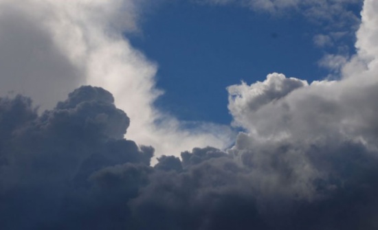 طقس الجمعة .. انخفاض الحرارة وفرصة لسقوط الأمطار