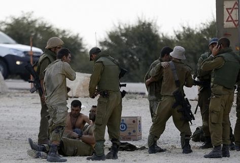 الاحتلال ينسحب كلياً من مناطق داخل غزة ويتراجع في أخرى الاحتلال ينسحب كلياً من مناطق داخل غزة ويتراجع في أخرى