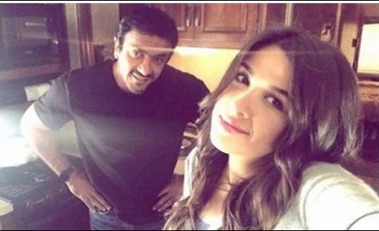 رد فعل عنيف من ياسمين عبد العزيز على متابعة تغازل العوضي.. شاهد رد فعل عنيف من ياسمين عبد العزيز على متابعة تغازل العوضي.. شاهد