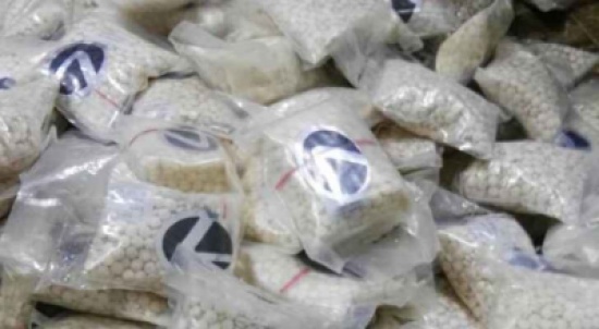 بالصور :قوات حرس الحدود الملكية تحبط محاولة لتهريب كميات كبيره من الحبوب المخدرة