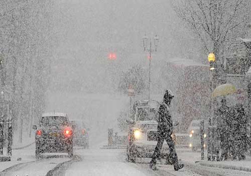 الثلوج الكثيفة تشل حركة المواصلات في أوروبا