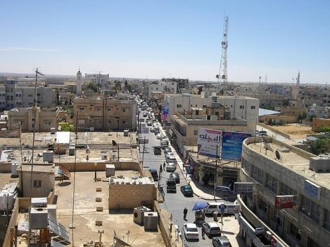 حملة نظافة لإسكان الفقراء في المفرق