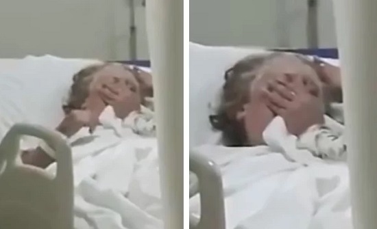 مشهد مؤلم.. امرأة تحاول خنق والدتها المسنة على سريرها بالمستشفى مشهد مؤلم.. امرأة تحاول خنق والدتها المسنة على سريرها بالمستشفى