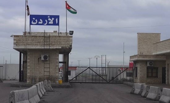 الرمثا: المنتجات السورية تبدأ بالظهور في المحال وإقبال على الليرة الرمثا: المنتجات السورية تبدأ بالظهور في المحال وإقبال على الليرة
