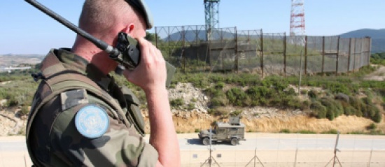 سقوط صاروخين من لبنان على إسرائيل.. وإسرائيل ترد بالمدفعية