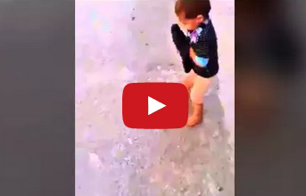 بالفيديو :  الطريقة الصحيحة لفتح كيس الشيبس !