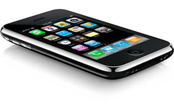 "آي فون" هدية لأفغاني أعاد جوالاً لصاحبته