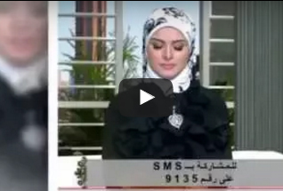 بالفيديو.. بكاء مذيعة على الهواء لوفاة والدتها