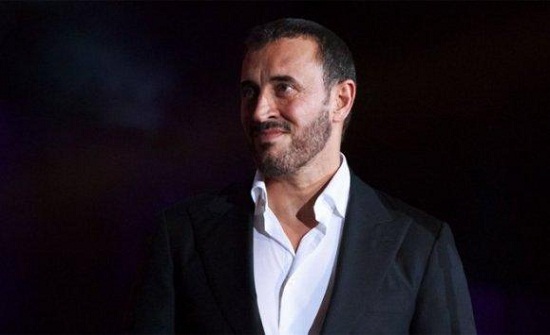 بالفيديو - كاظم الساهر ينهار بنوبة بكاء في مقطع نادر