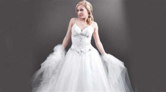 فستان التول لإطلالة "سندريلا" في ليلة العمر