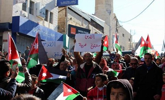 الفعاليات الحزبية والشعبية تنظم وقفة نصرة للقدس في مادبا الفعاليات الحزبية والشعبية تنظم وقفة نصرة للقدس في مادبا