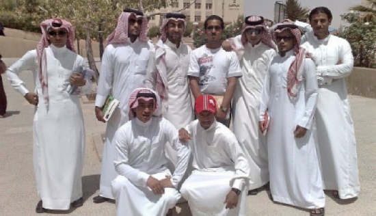 التعليم العالي توضح : القرار لا يطبق على السعوديين الدارسين على حسابهم الخاص التعليم العالي توضح : القرار لا يطبق على السعوديين الدارسين على حسابهم الخاص