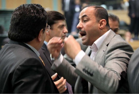 مذكرة نيابية جديدة لحجب الثقة عن الحكومة مذكرة نيابية جديدة لحجب الثقة عن الحكومة