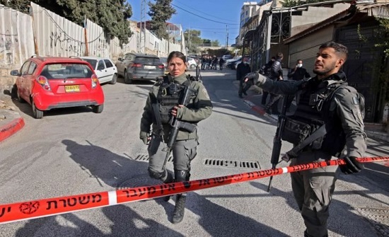 إحباط محاولة لإحراق مركبات أهالي حي الشيخ جراح في القدس المحتلة إحباط محاولة لإحراق مركبات أهالي حي الشيخ جراح في القدس المحتلة
