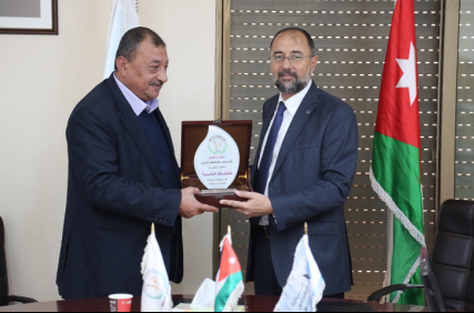 اتفاقية تعاون غنية بين المهندسين والمعلمين اتفاقية تعاون غنية بين المهندسين والمعلمين