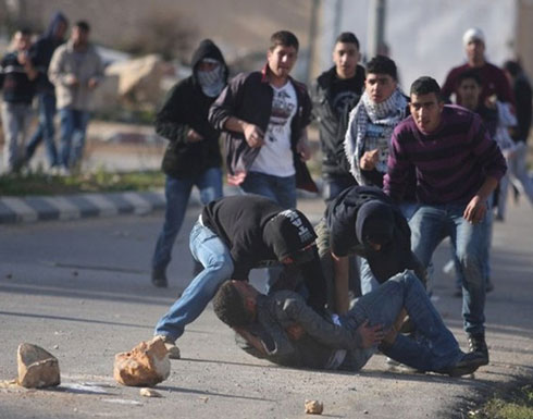 إصابة شاب فلسطيني بالرصاص والعشرات بالاختناق في مواجهات مع جنود الاحتلال إصابة شاب فلسطيني بالرصاص والعشرات بالاختناق في مواجهات مع جنود الاحتلال