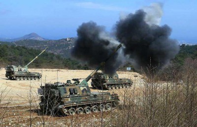 كوريا الجنوبية تقوم بتدريبات بالذخيرة الحية بالقرب من الحدود مع الشمال