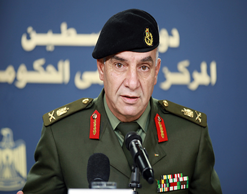 إسرائيل تسحب بطاقة " شخصية مهمة " من مسؤول فلسطيني إسرائيل تسحب بطاقة " شخصية مهمة " من مسؤول فلسطيني