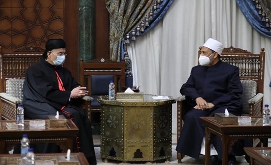 شيخ الأزهر للبطريرك بشارة الراعي: "مستعدون لدعم لبنان" شيخ الأزهر للبطريرك بشارة الراعي: "مستعدون لدعم لبنان"