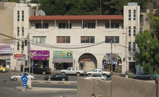 150 الف دينار عطاء خلطة اسفلتية للشوارع في عنجرة