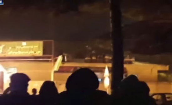 مقتل عناصر مخابراتية بإيران.. ومواجهات خارج قاعدة عسكرية