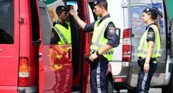 مبالغ طائلة.. تفاصيل سرقة عائلة إماراتية في أحد أفخم فنادق النمسا! مبالغ طائلة.. تفاصيل سرقة عائلة إماراتية في أحد أفخم فنادق النمسا!
