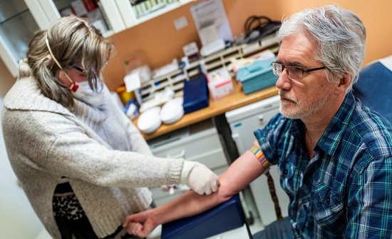 تسارع وتيرة عدوى كورونا.. 2352 إصابة بألمانيا