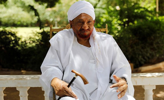 الصادق المهدي يكشف تفاصيل لقاء مصيري شارك فيه قبل ساعات من خلع البشير الصادق المهدي يكشف تفاصيل لقاء مصيري شارك فيه قبل ساعات من خلع البشير