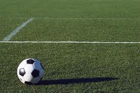 شح الملاعب وانحسار الساحات الشعبية أفرزا ملاعب مستأجرة