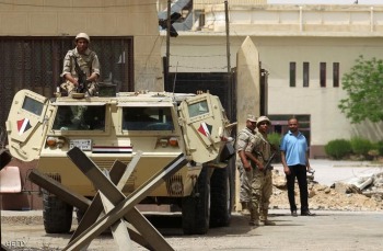 مقتل وإصابة 10 جنود مصريين بالعريش