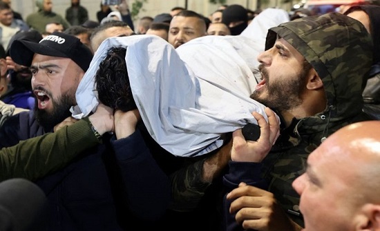 شهيد وهدم منزل في جنين.. واستنفار بحي الشيخ جراح (شاهد) شهيد وهدم منزل في جنين.. واستنفار بحي الشيخ جراح (شاهد)