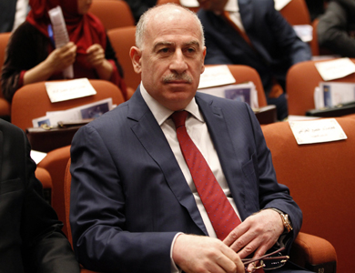 النجيفي ينسحب من المنافسة على منصب رئاسة البرلمان العراقي النجيفي ينسحب من المنافسة على منصب رئاسة البرلمان العراقي